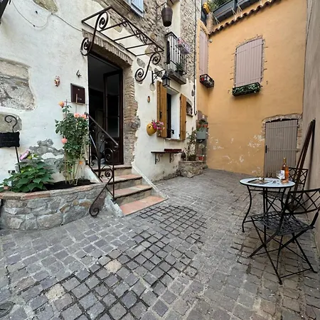 Chez Kay Apartamento Roquebrune-sur-Argens Exterior foto